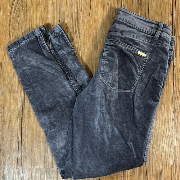 White House Black Market Velvet Skimmer Jeans - Picture 5 of 7